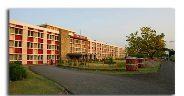 Baba Raghav Das Medical College, Gorakhpur : No 1 and best Nurturing Healing Hands of Purwanchal