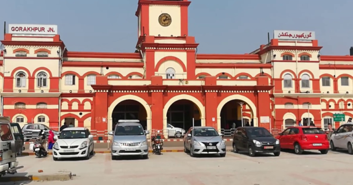 Gorakhpur Railway Station and North Eastern Railways Headquarters: World’s Best and No1 Largest plateform in gorakhpur